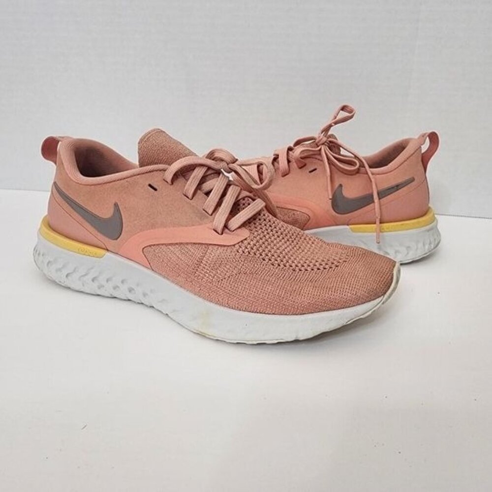 Nike Odyssey React Flyknit 2 Running Shoes Pink Quartz Women's Size 8.5